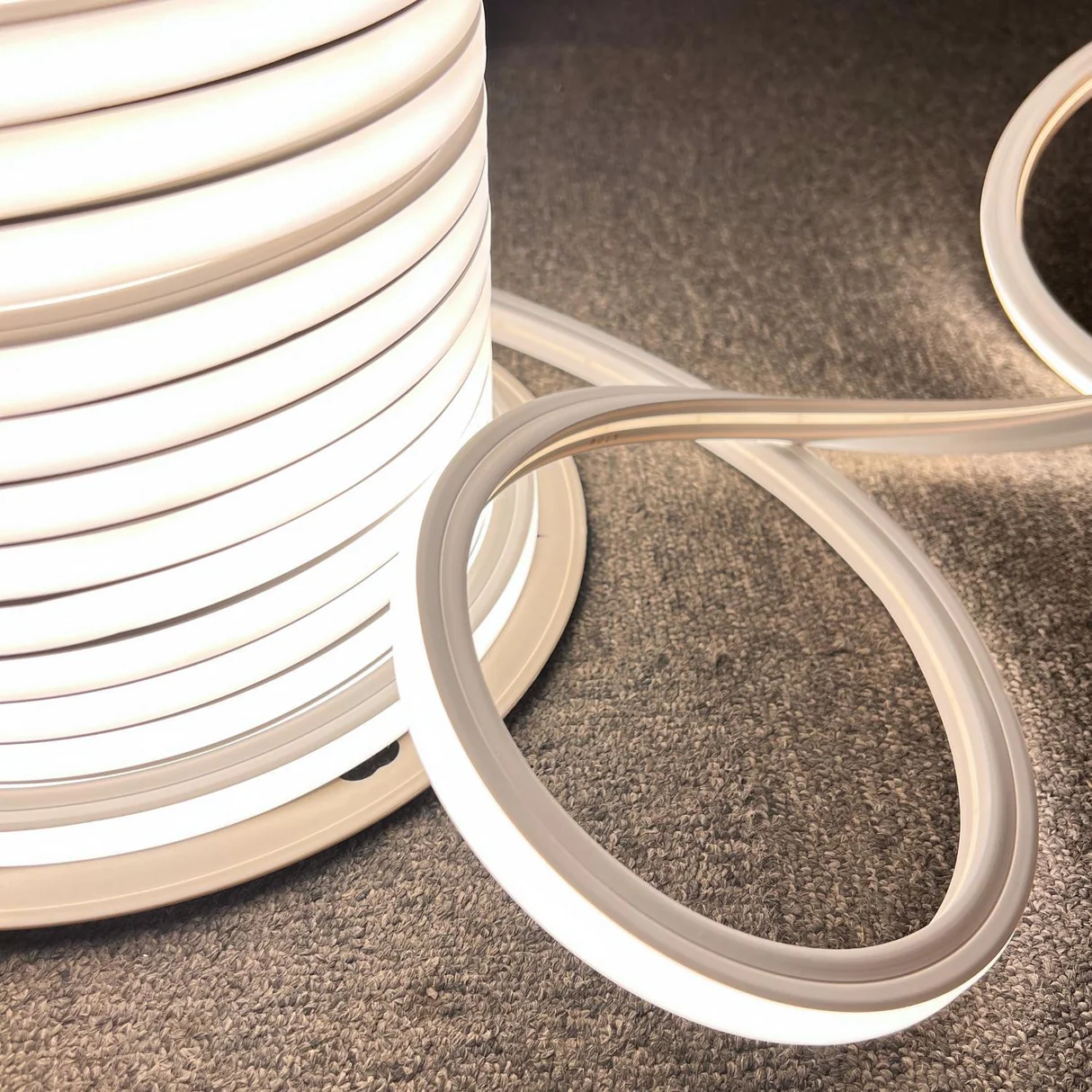 FM-2835-24V-120D-SILICA-10*10-3000K